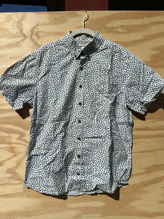 Taylor Stitch Other - Taylor Stitch Short sleeve button down shirt size 42, 90s geometric pattern